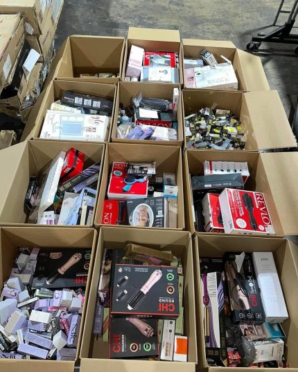 Wholesale Makeup Pallets